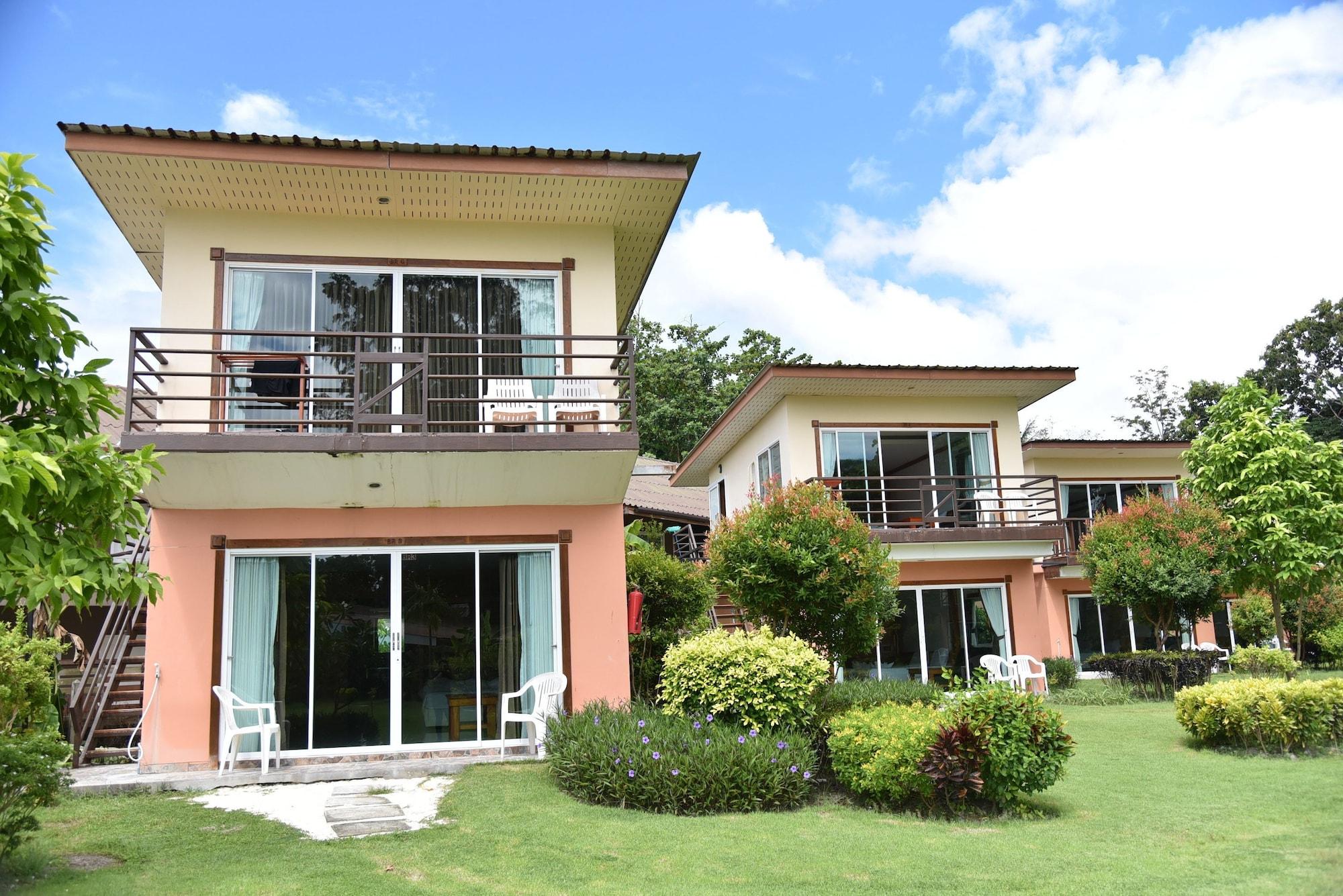 Z-Touch Lipe Island Resort Exterior photo